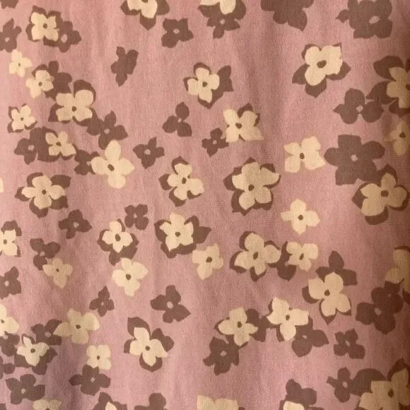 Kaileigh pink floral cold shoulder blouse - Picture 3 of 5